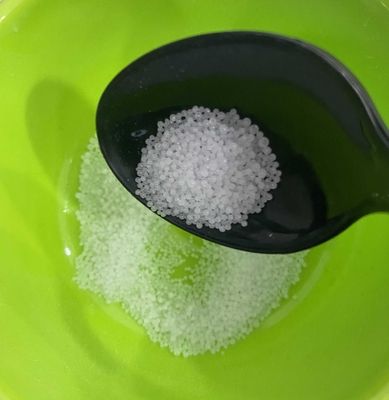 Reinheit Kaliumnitrat KNO3 CAS NO 14797-55-8 Nicht wasserlöslich ≤ 0,06%