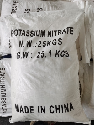 Farblose prismatische Form Kaliumnitrat Min. 99% Reinheit Kristallpulver für verschiedene Anwendungen